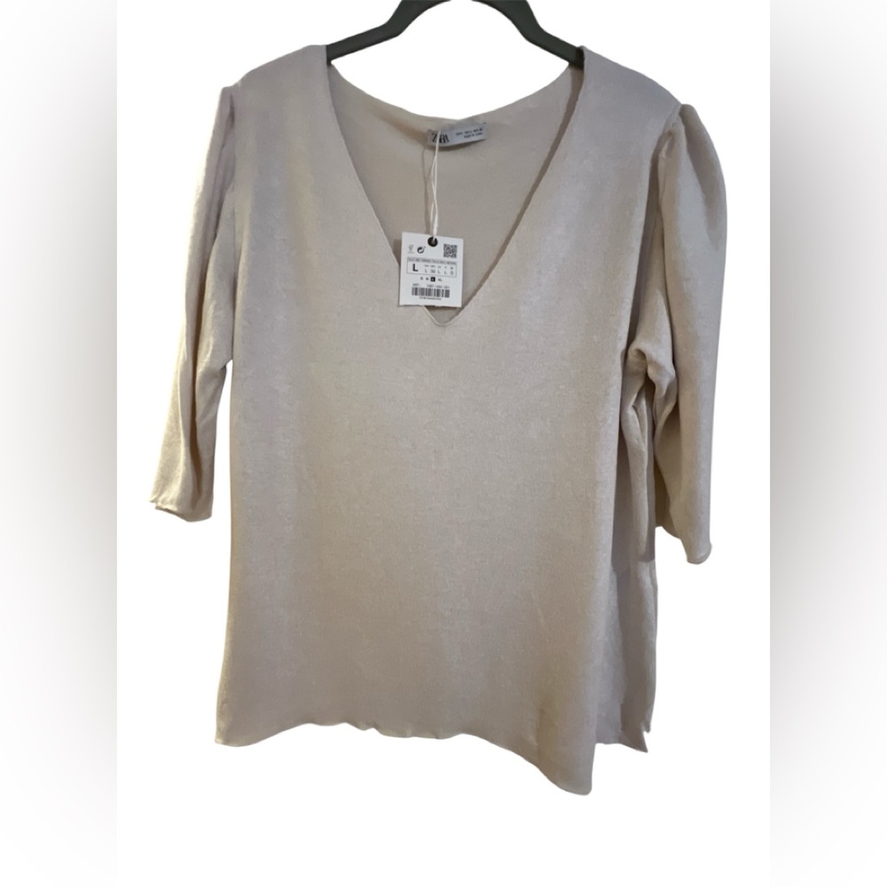 ZARA SHORT-SLEEVE SWEATER. NWT